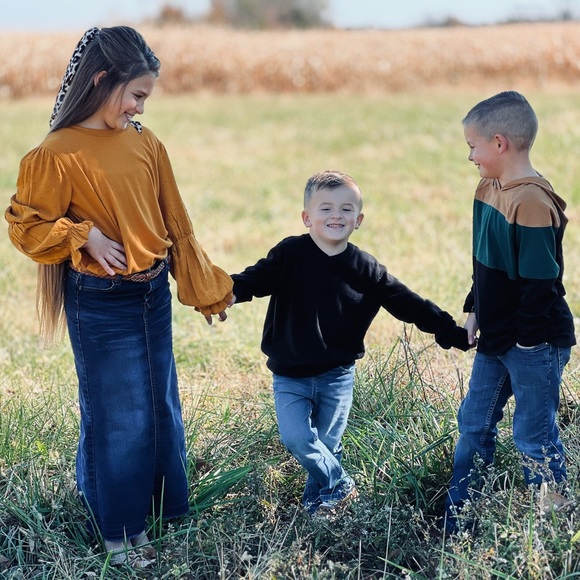 Meet your Posher, Deb - Picture 3 of 15